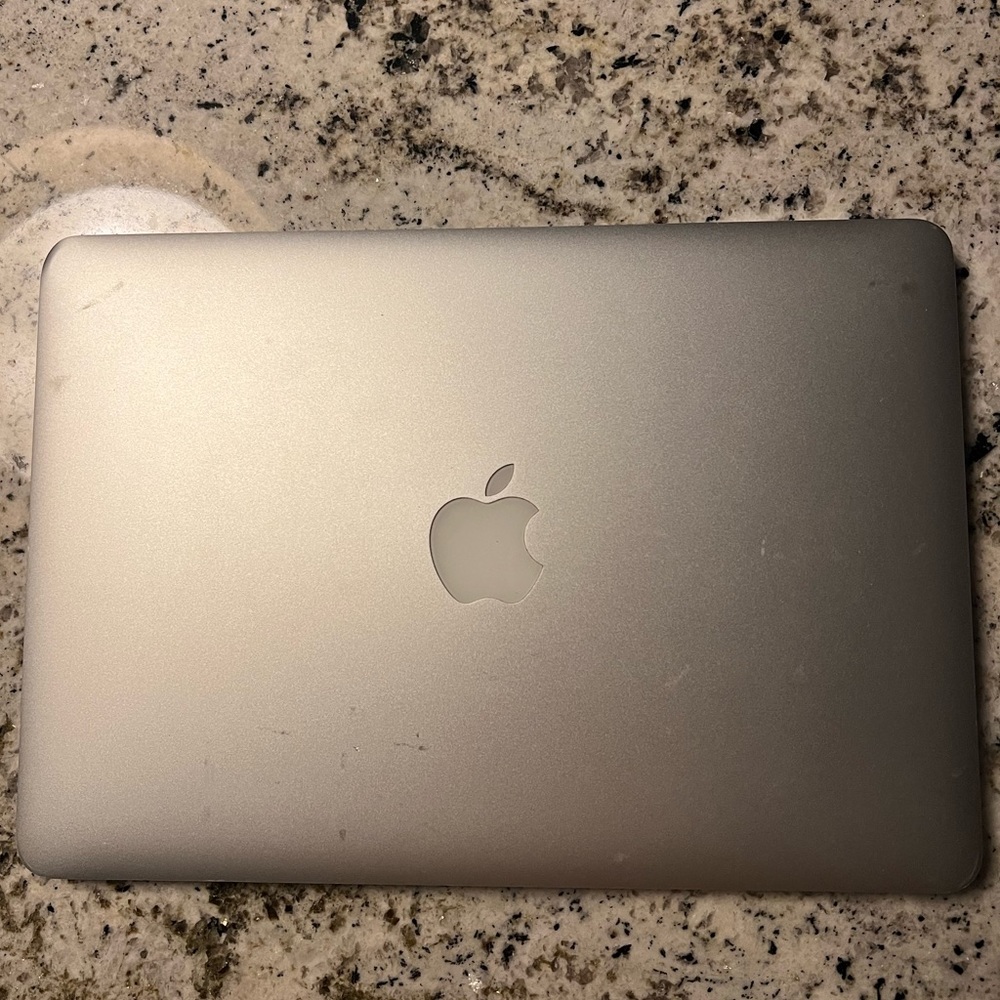 MacBook Pro (Retina, 13-inch, Late 2013)
Processor 2.8 GHz Intel Core i7